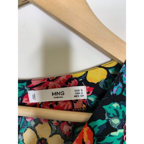 MNG Casual Womens Romper Size 4 Floral Print Body Suit Cloth Buttons Open Back - Picture 9 of 11